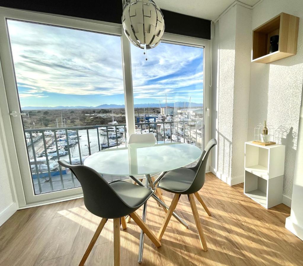 Holidays Penthouse Vues Panoramiques Sur Le Port Naval,Un Sejour Elegant Assure " Wifi Parquing Gratuit Росас Экстерьер фото