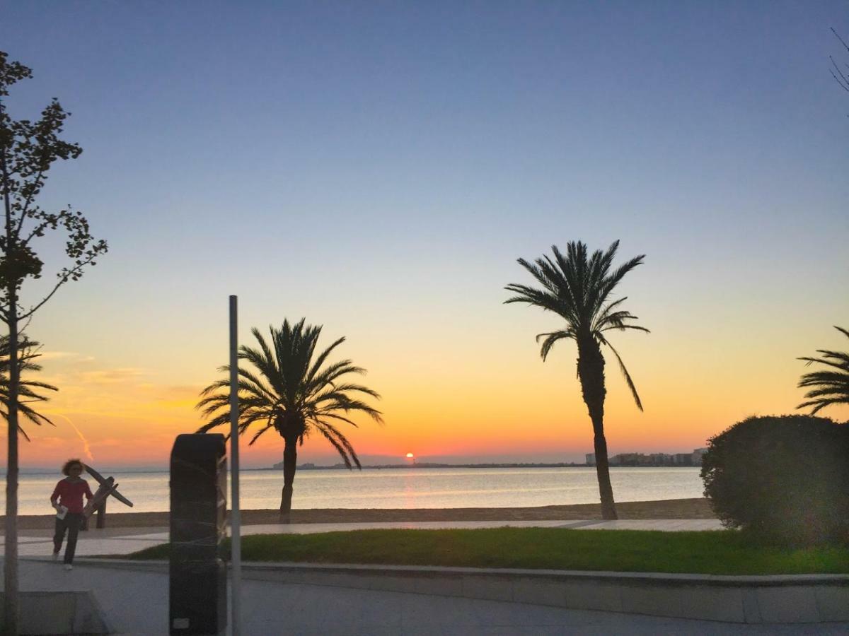 Holidays Penthouse Vues Panoramiques Sur Le Port Naval,Un Sejour Elegant Assure " Wifi Parquing Gratuit Росас Экстерьер фото